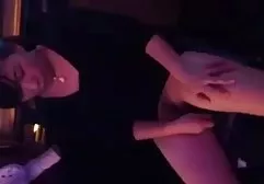 پستان گنده سبزه خیس عکس سکس پسر با مامان مرغ در برف